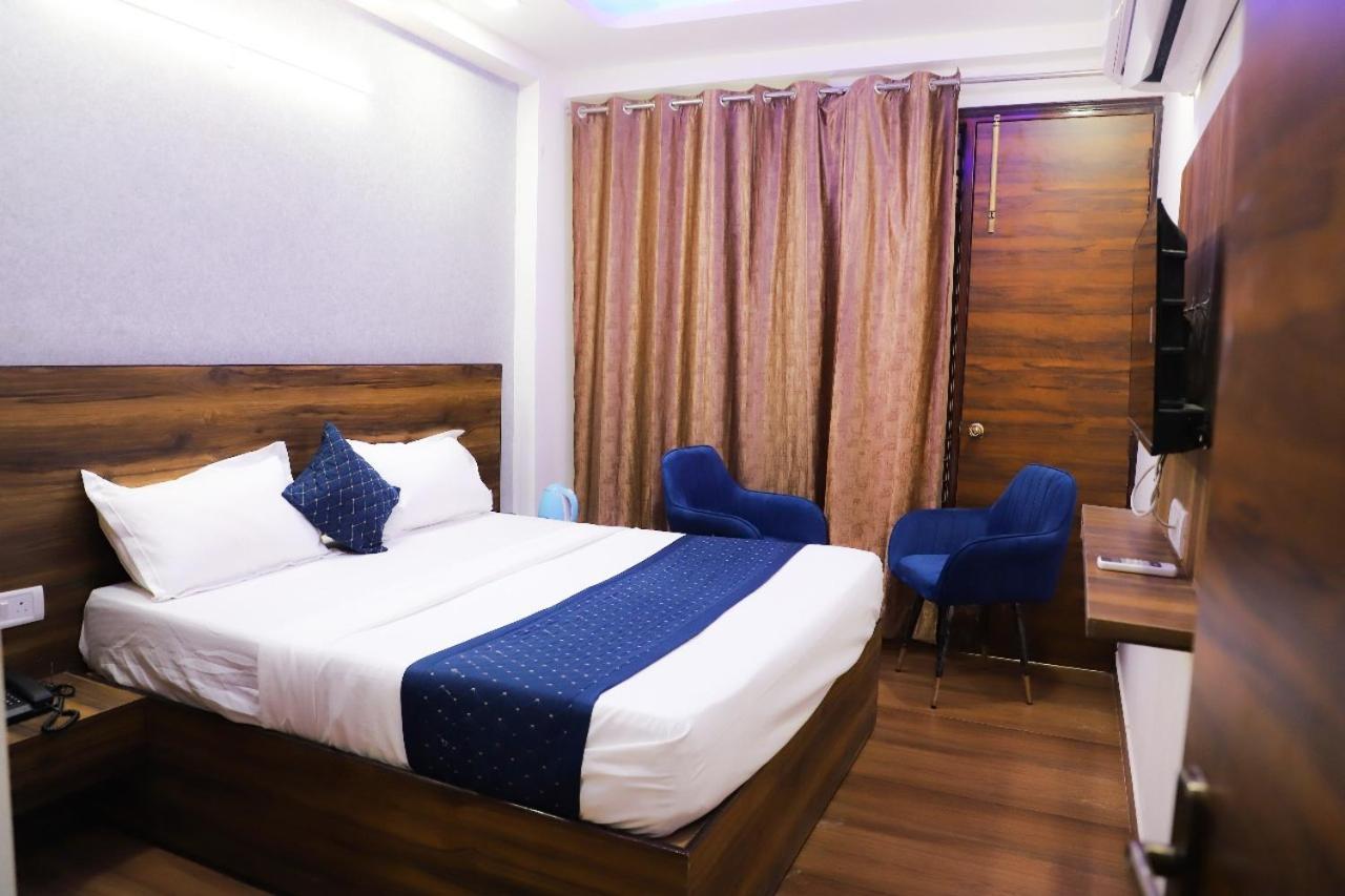 Surya International Bed & Breakfast New Delhi Bagian luar foto
